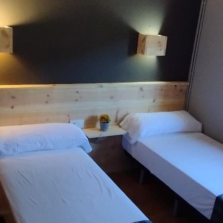 Hostal Casa Pirineus & Deportes De Aventura Baró Dış mekan fotoğraf