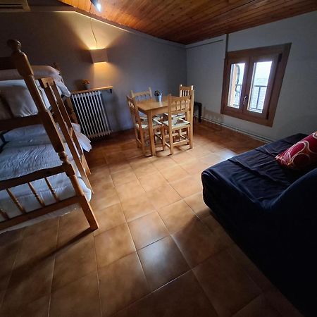 Hostal Casa Pirineus & Deportes De Aventura Baró Dış mekan fotoğraf