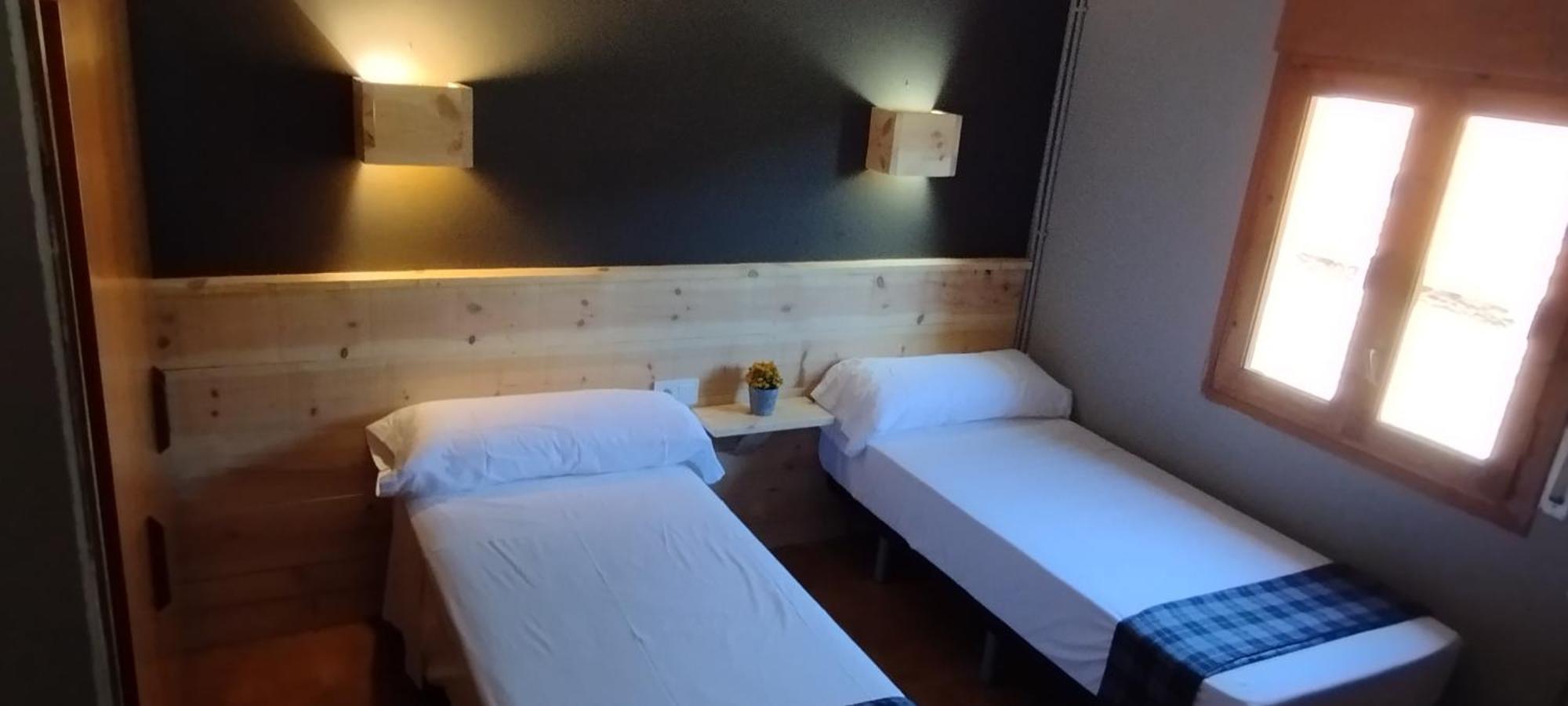 Hostal Casa Pirineus & Deportes De Aventura Baró Dış mekan fotoğraf