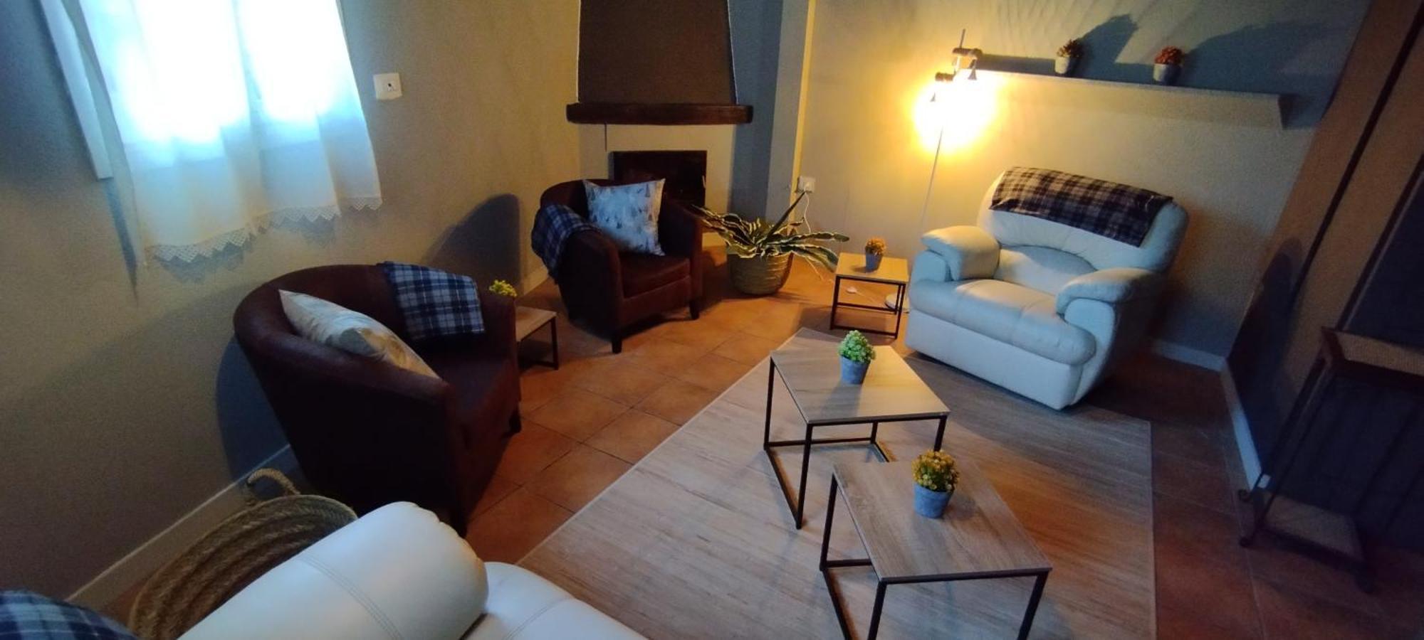 Hostal Casa Pirineus & Deportes De Aventura Baró Dış mekan fotoğraf