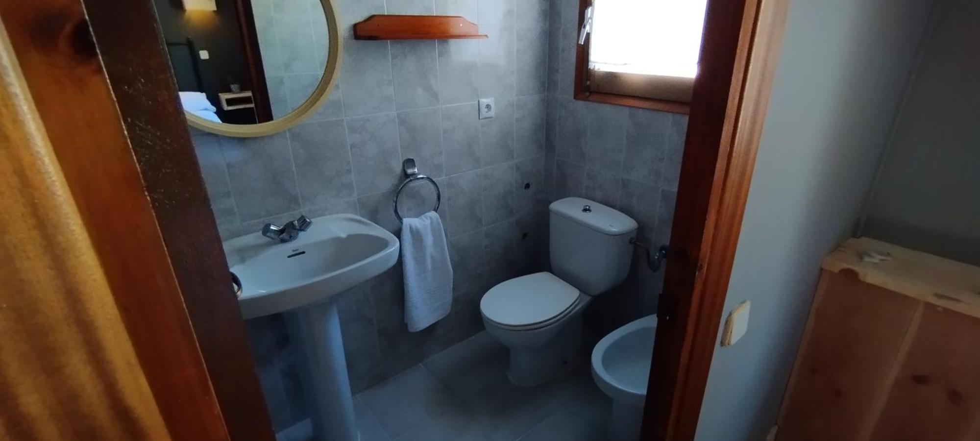 Hostal Casa Pirineus & Deportes De Aventura Baró Dış mekan fotoğraf