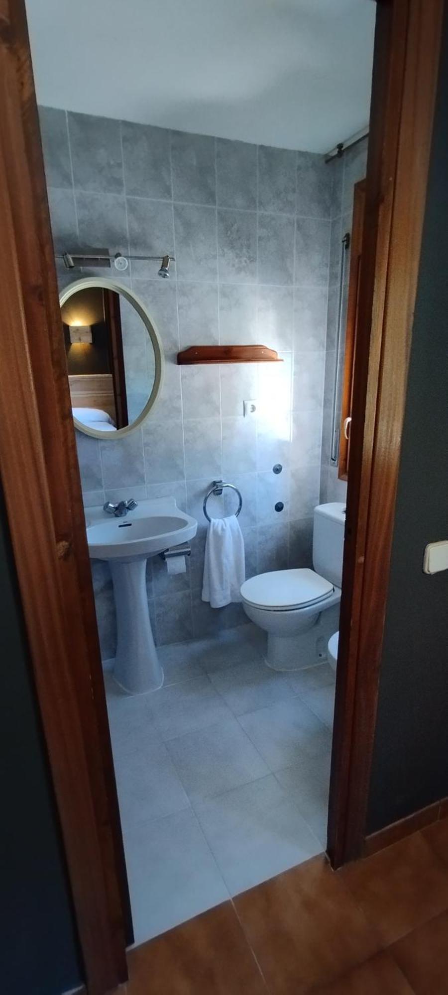 Hostal Casa Pirineus & Deportes De Aventura Baró Dış mekan fotoğraf