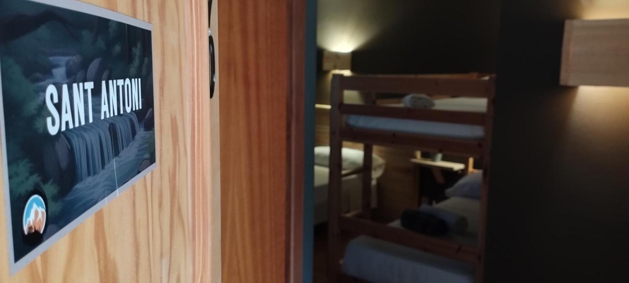 Hostal Casa Pirineus & Deportes De Aventura Baró Dış mekan fotoğraf