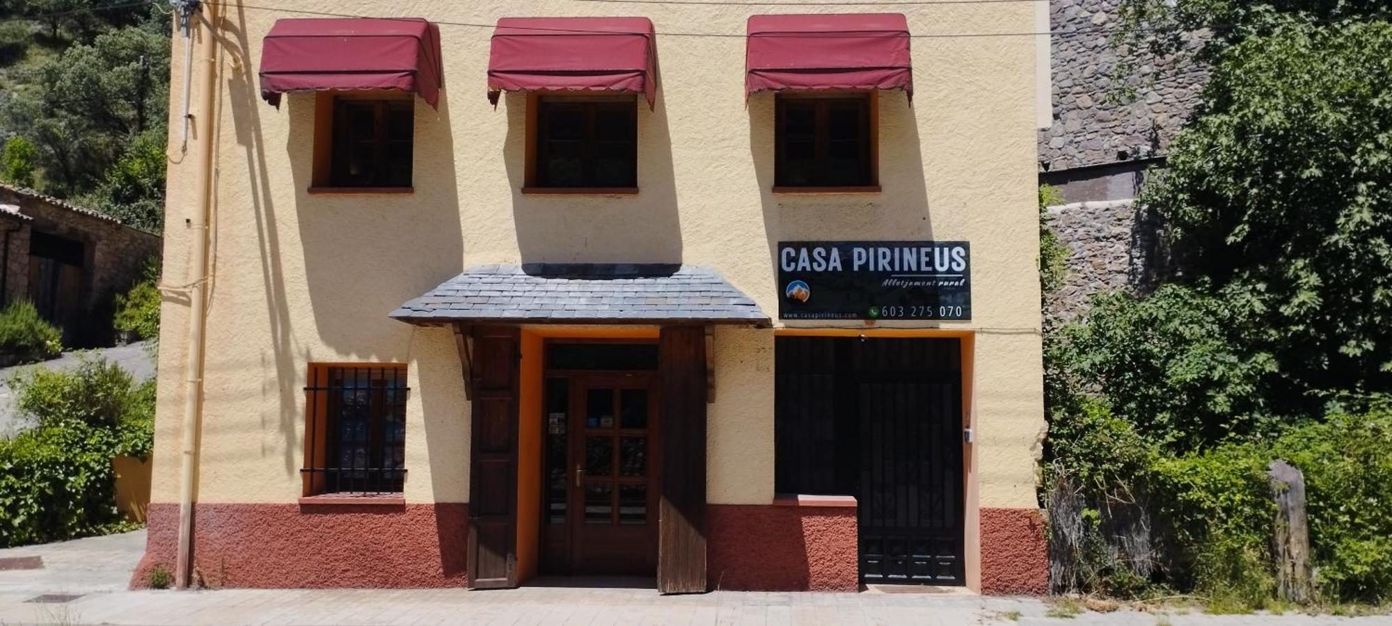 Hostal Casa Pirineus & Deportes De Aventura Baró Dış mekan fotoğraf